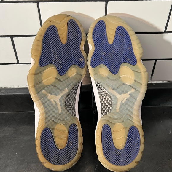 Jordan 11 Retro Low IE “Space Jam” - Picture 7 of 8